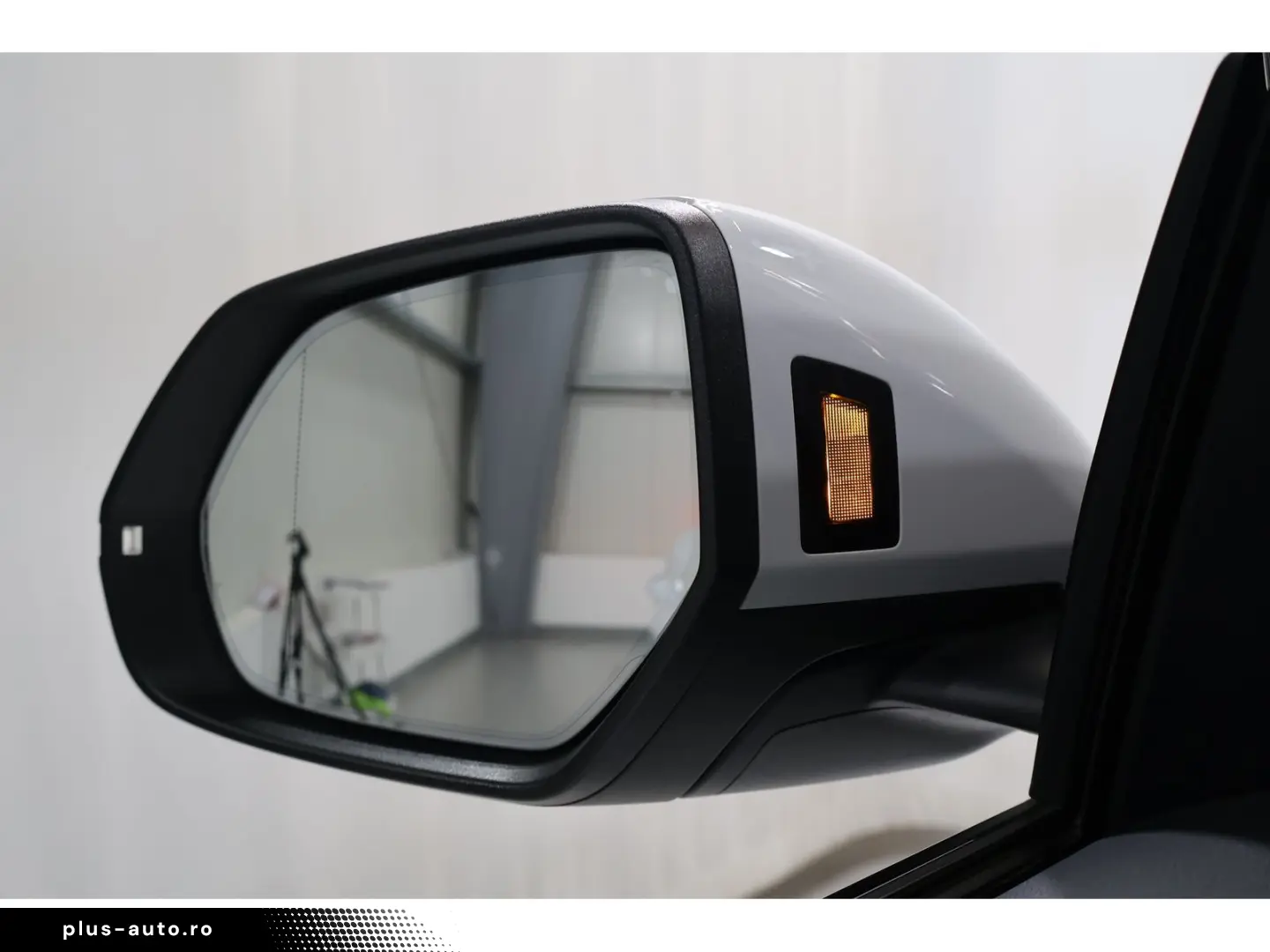 AUDI Q8 2023 — imagine 15