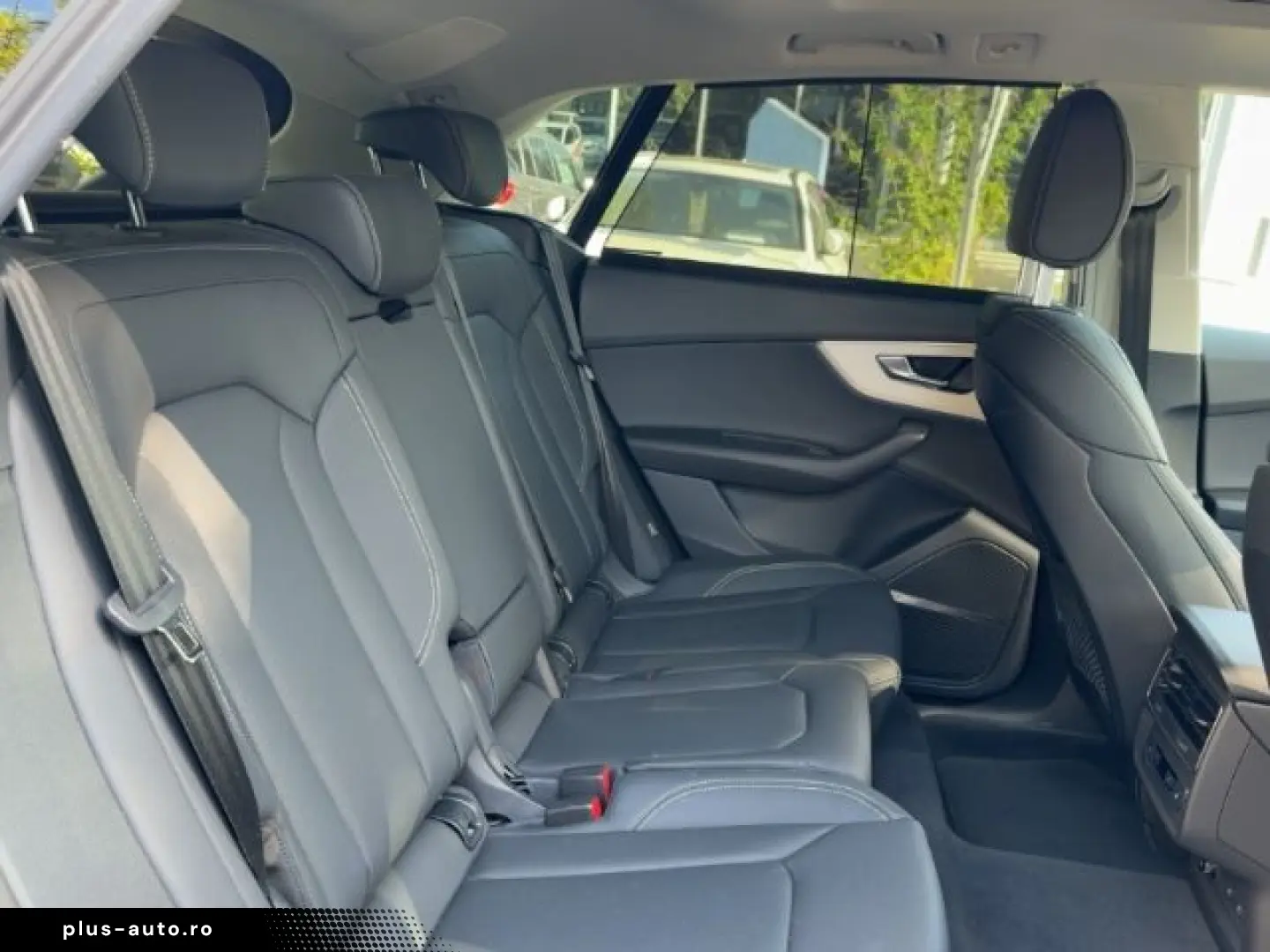 AUDI Q8 2024 — imagine 7