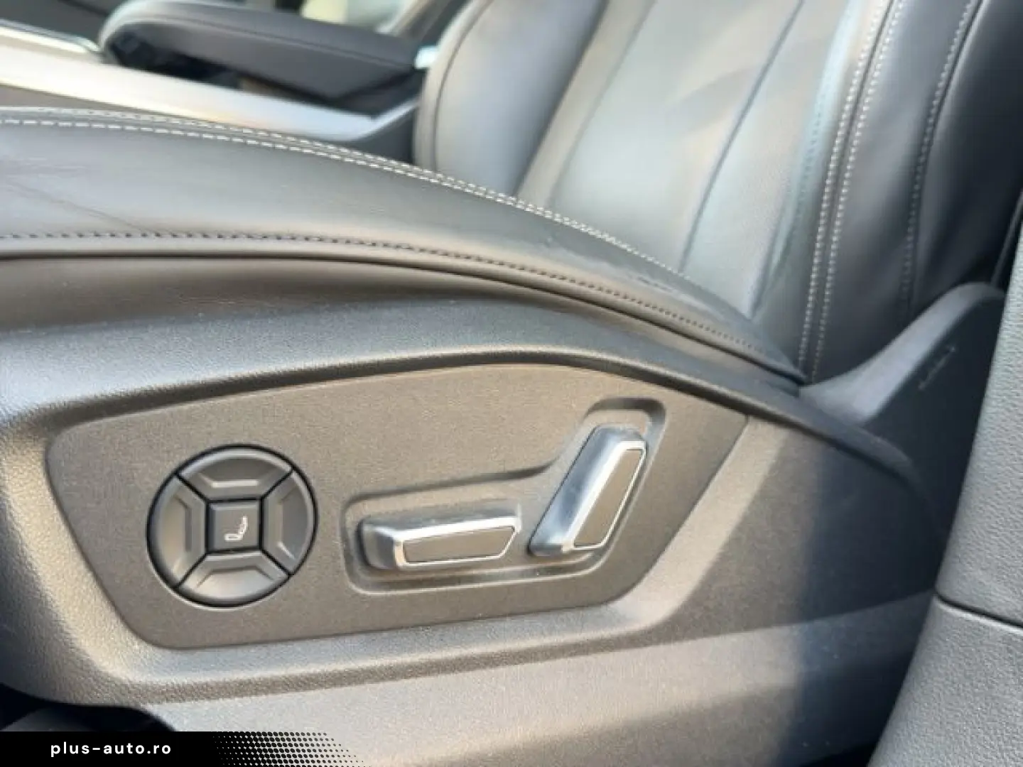 AUDI Q8 2024 — imagine 15