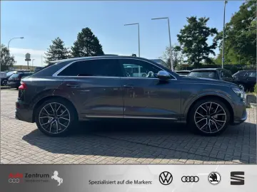 AUDI S Q8 TFSI Bang OL PANO Luftf Matrix Valcona 22&…