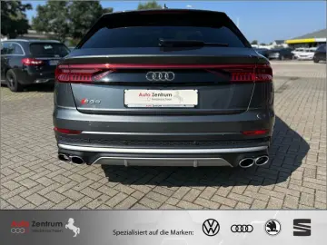 AUDI S Q8 TFSI Bang OL PANO Luftf Matrix Valcona 22&…