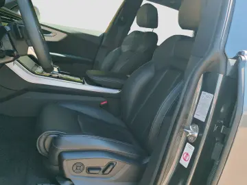 AUDI SQ8 TFSI MATRX Pano B&O HUD Assist StHzg Busines