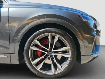 AUDI SQ8 TFSI MATRX Pano B&O HUD Assist StHzg Busines