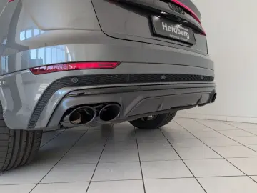 AUDI SQ8 TFSI BLACK 23  NP 150K Advanced Voll