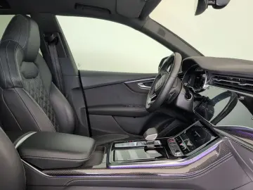 AUDI SQ8 TFSI BLACK 23  NP 150K Advanced Voll