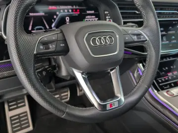 AUDI SQ8 TFSI BLACK 23  NP 150K Advanced Voll