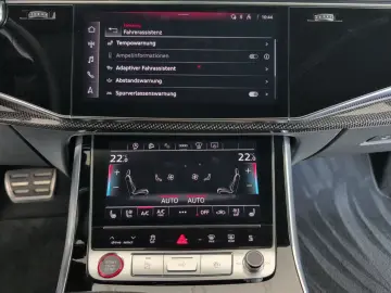 AUDI SQ8 TFSI BLACK 23  NP 150K Advanced Voll
