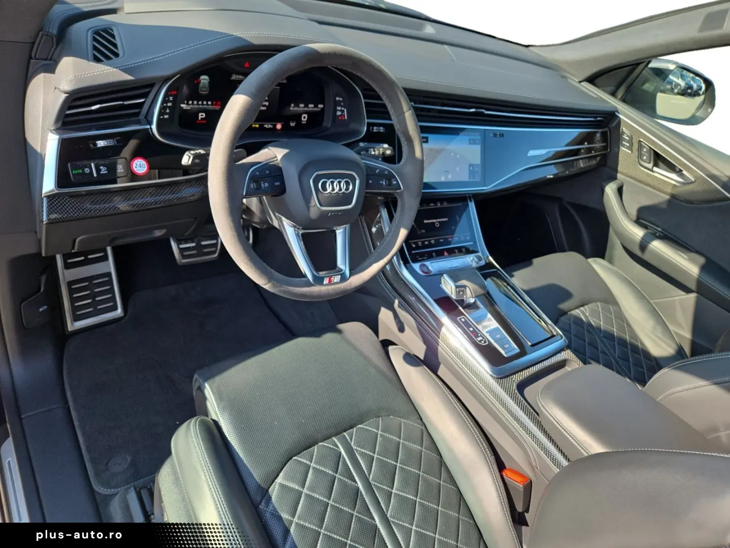 AUDI SQ8 competition plus STHZG AHK LUFT PANO 360 KAM