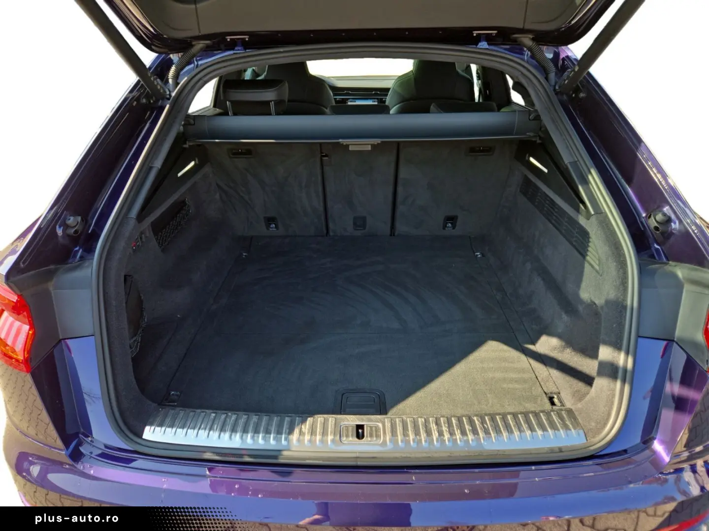 AUDI SQ8 competition plus STHZG AHK LUFT PANO 360 KAM