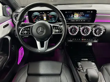 MERCEDES-BENZ A 250 e Progressive 360  HUD Burmester ACC LED