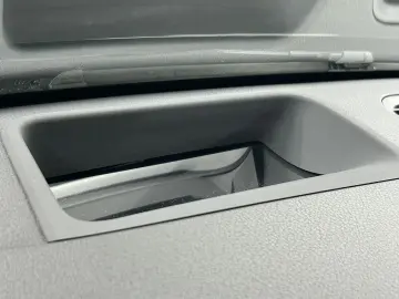 MERCEDES-BENZ A 250 e Progressive 360  HUD Burmester ACC LED