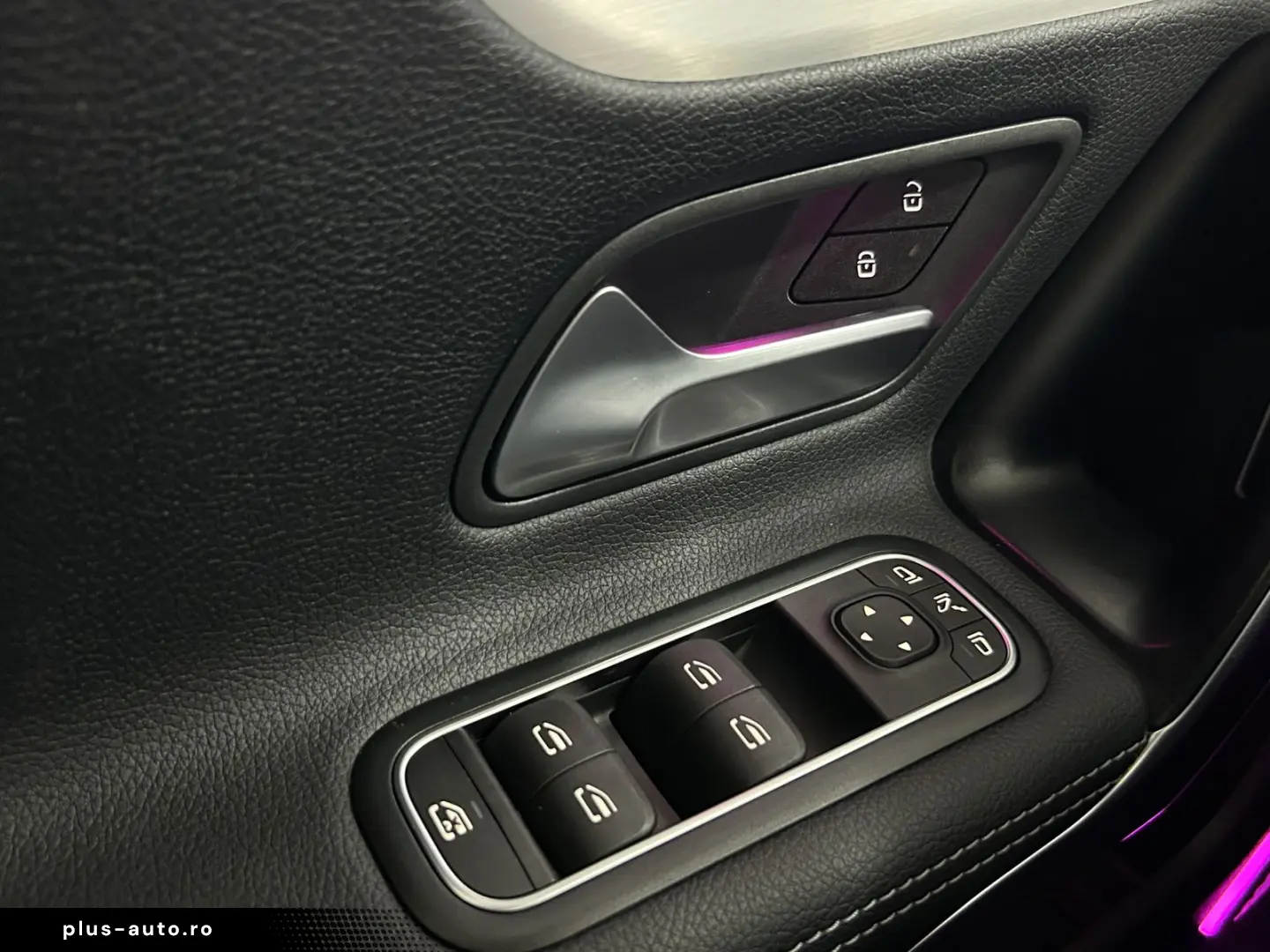 MERCEDES-BENZ A 250 e Progressive 360  HUD Burmester ACC LED