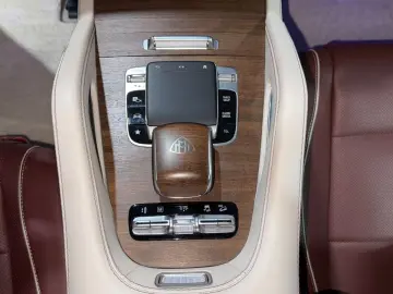 MERCEDES-BENZ GLS 600 Maybach 4M