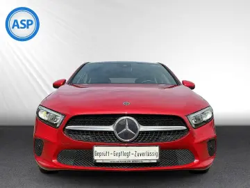 MERCEDES-BENZ A 250e 8G-DCT Progressive LED PANO NAVI Burm
