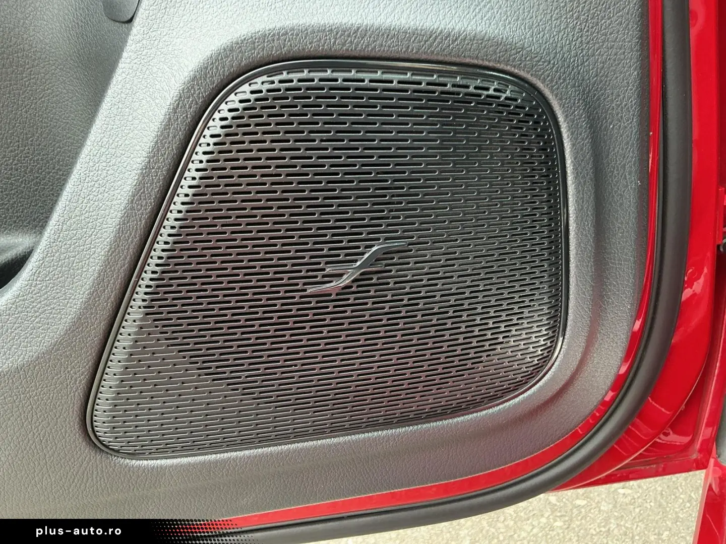 MERCEDES-BENZ A 250e 8G-DCT Progressive LED PANO NAVI Burm