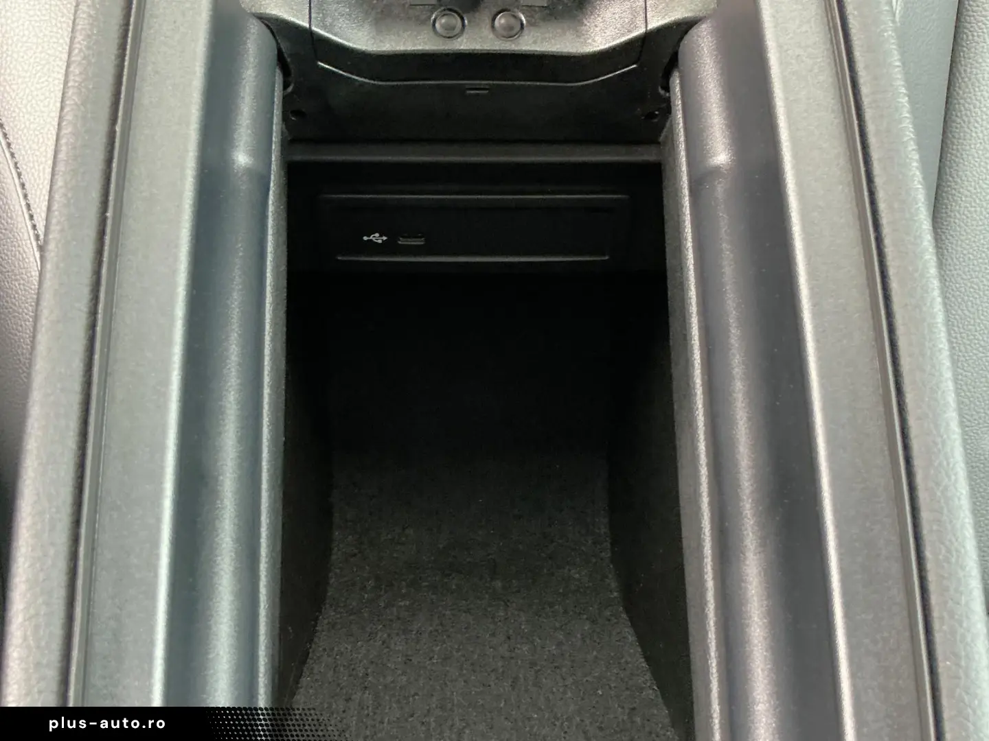 MERCEDES-BENZ A 250e 8G-DCT Progressive LED PANO NAVI Burm