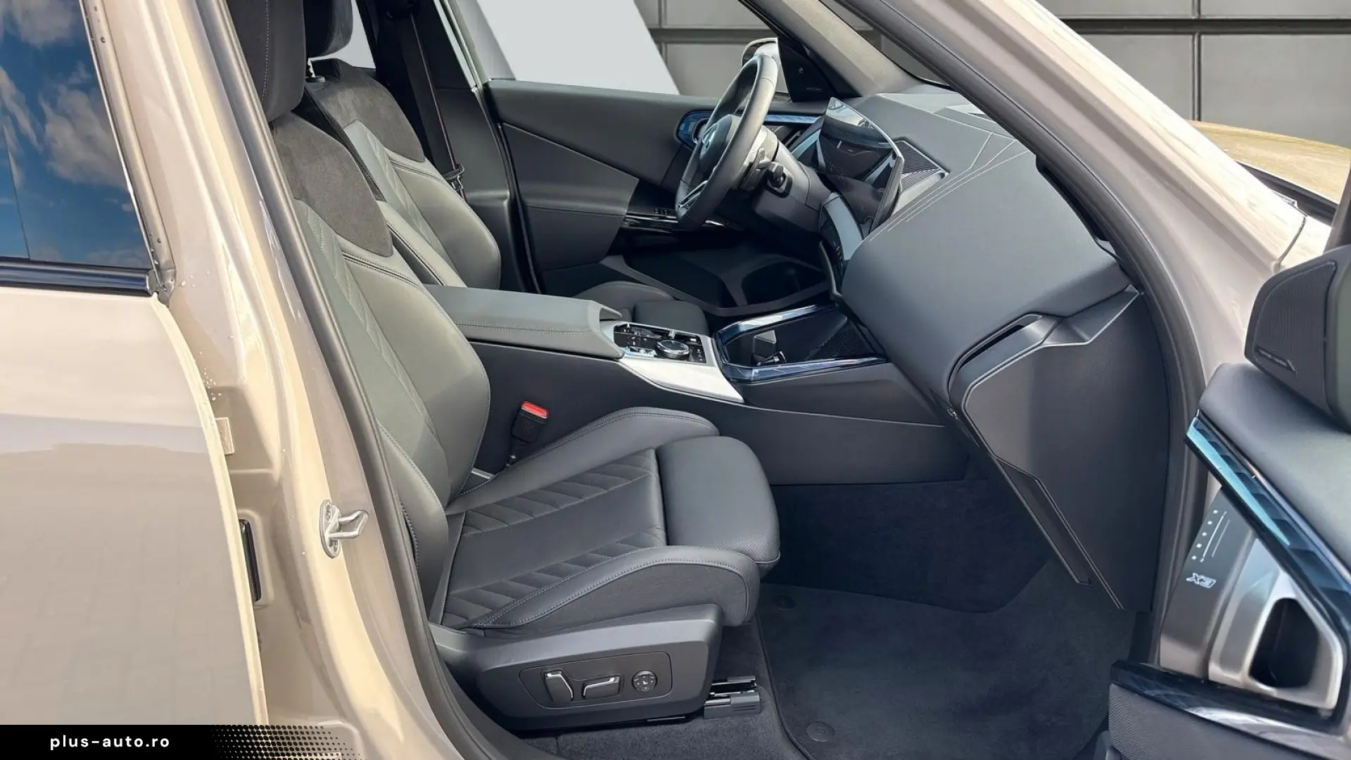BMW X3 xDrive30e M Sport Pro PHEV • PANO • H&K • ACC