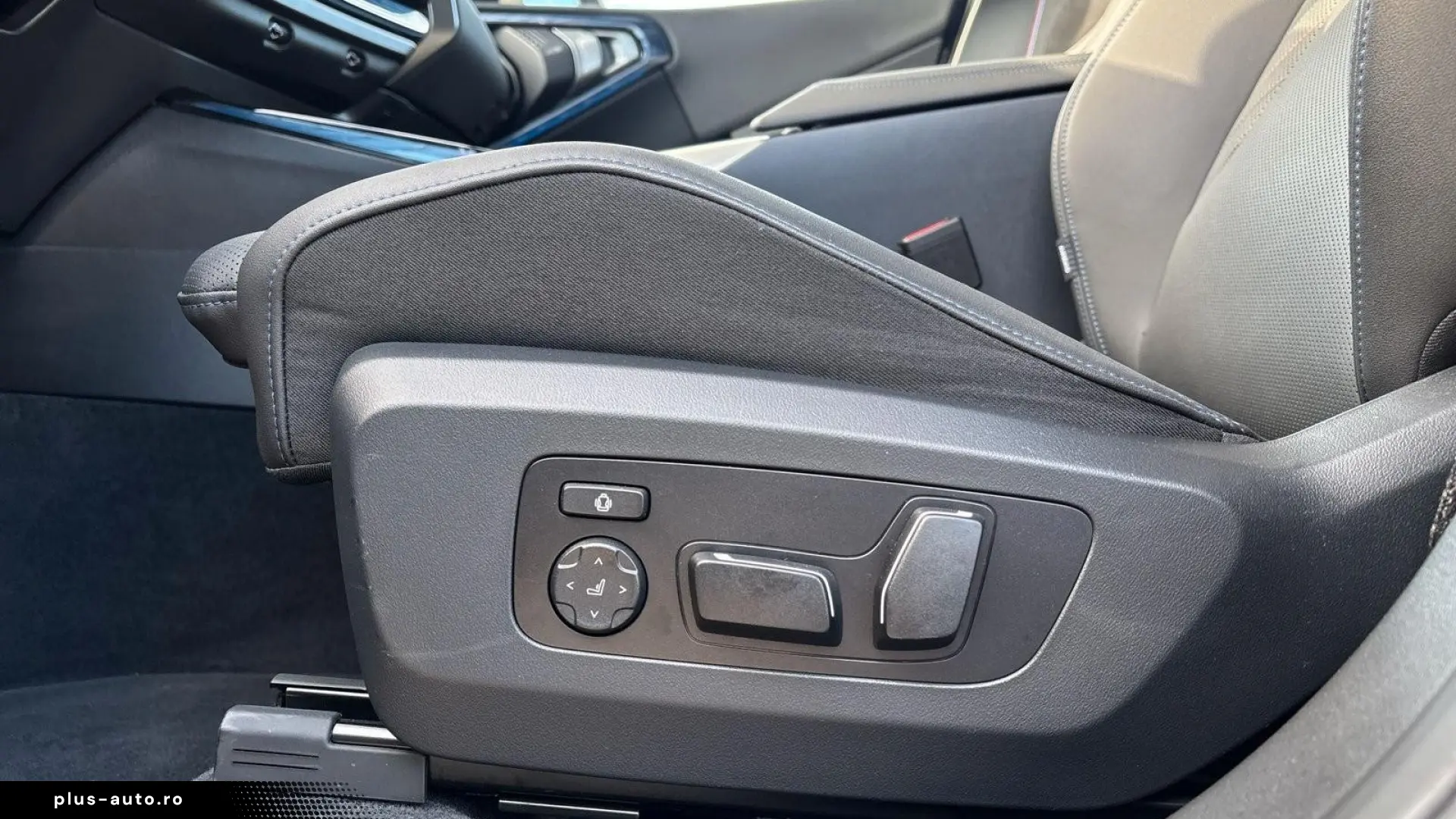 BMW X3 xDrive30e M Sport Pro PHEV • PANO • H&K • ACC