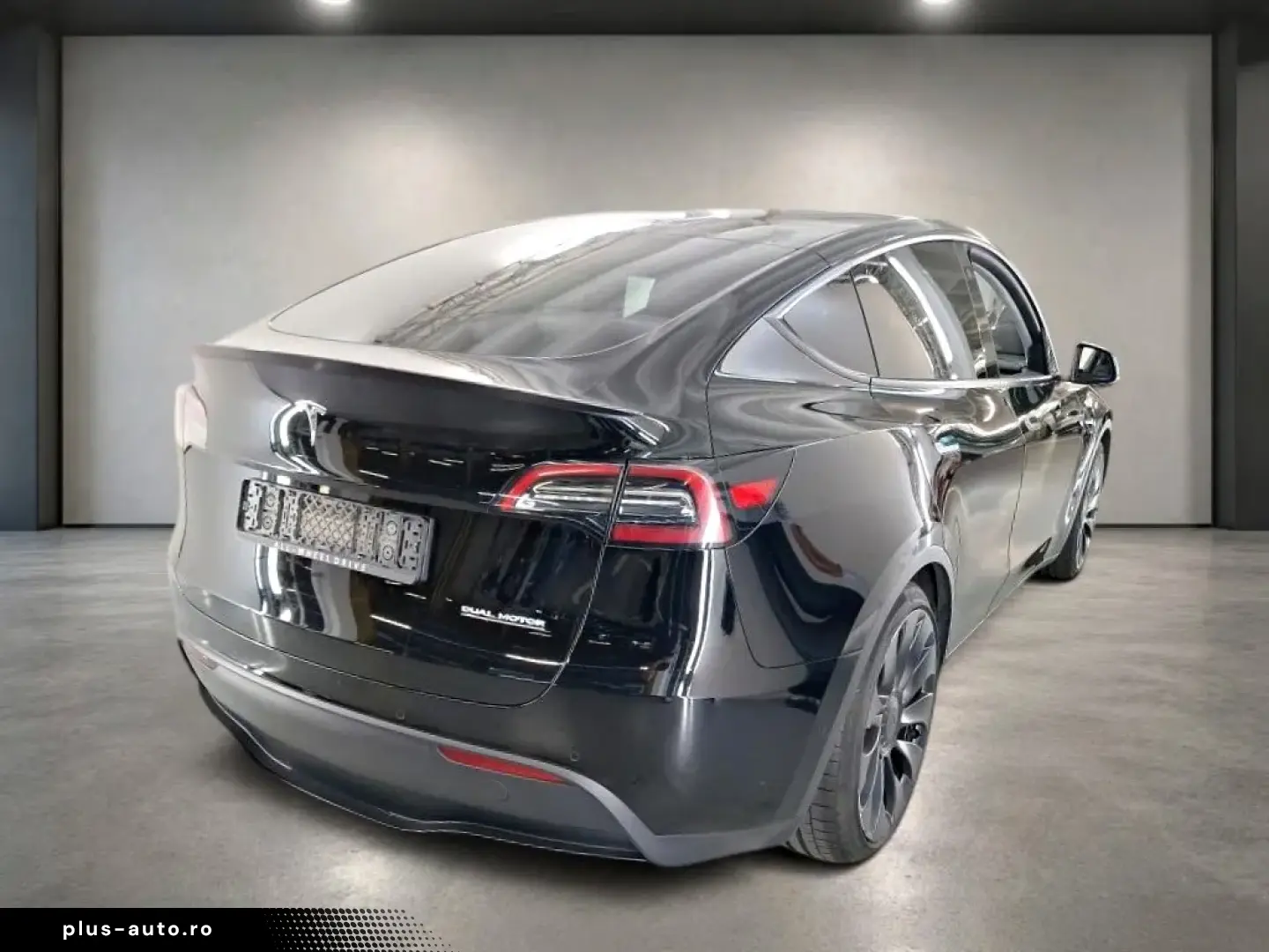 Tesla Model Y Performance AWD Dual Motor
