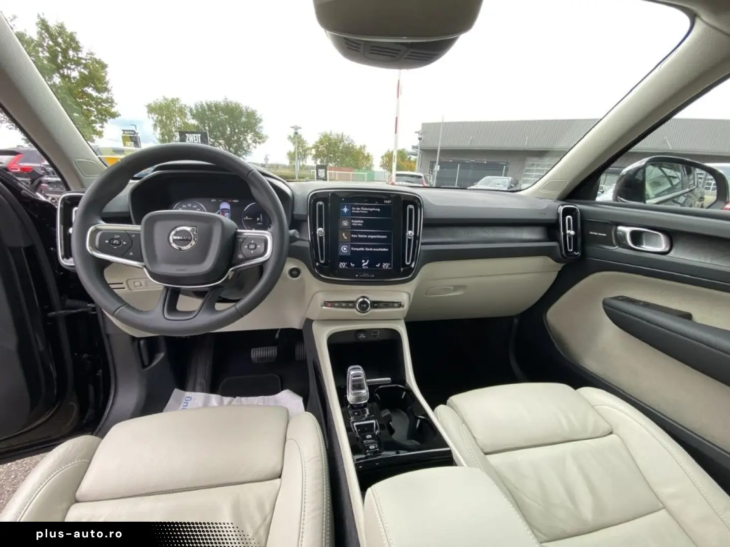 VOLVO XC40 Plus Bright T5 Plug-In Hybrid StandHZG Navi