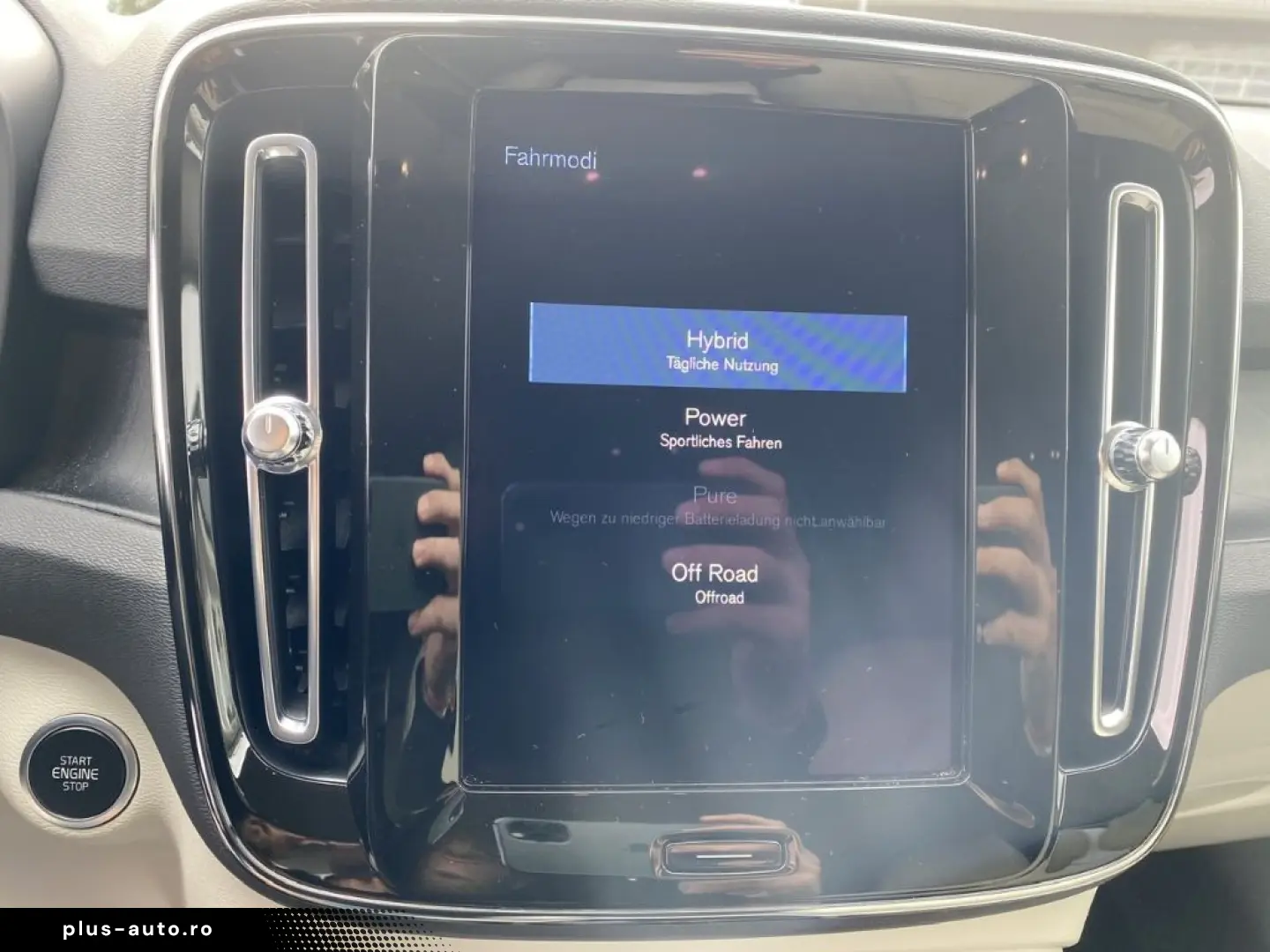 VOLVO XC40 Plus Bright T5 Plug-In Hybrid StandHZG Navi