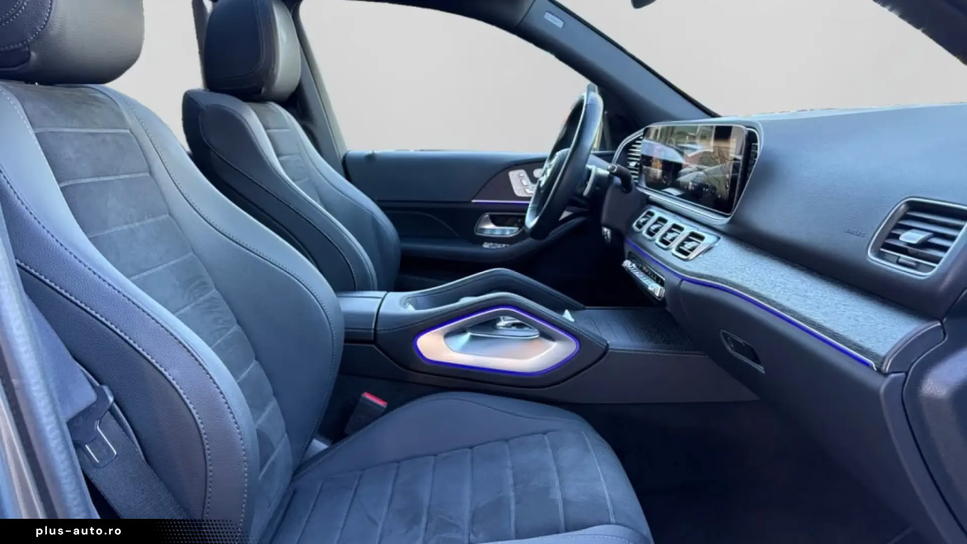 MERCEDES-BENZ GLE 2025 — imagine 8