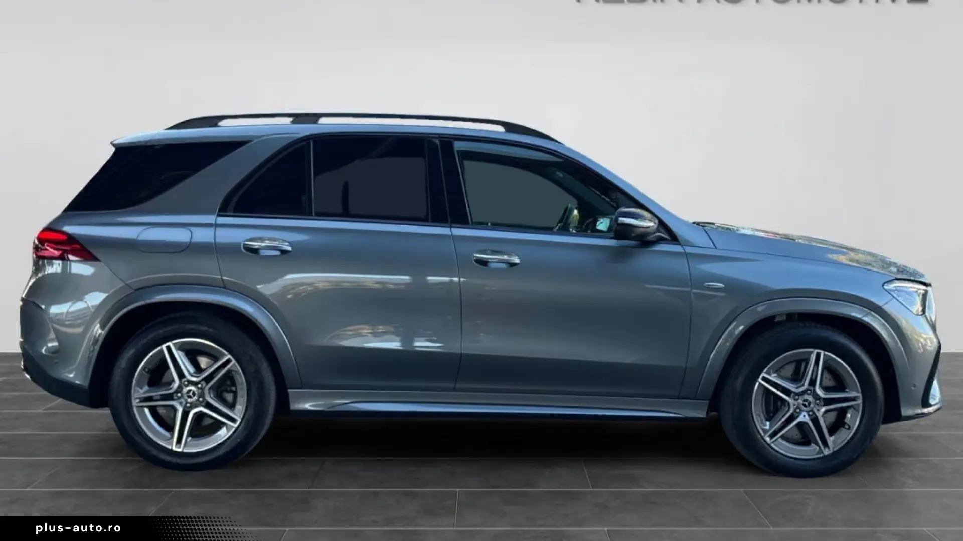 MERCEDES-BENZ GLE 2025 — imagine 17