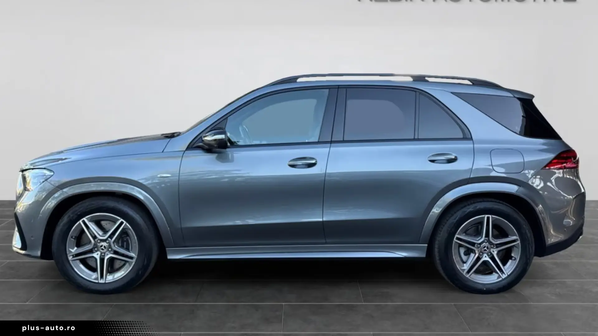 MERCEDES-BENZ GLE 2025 — imagine 18