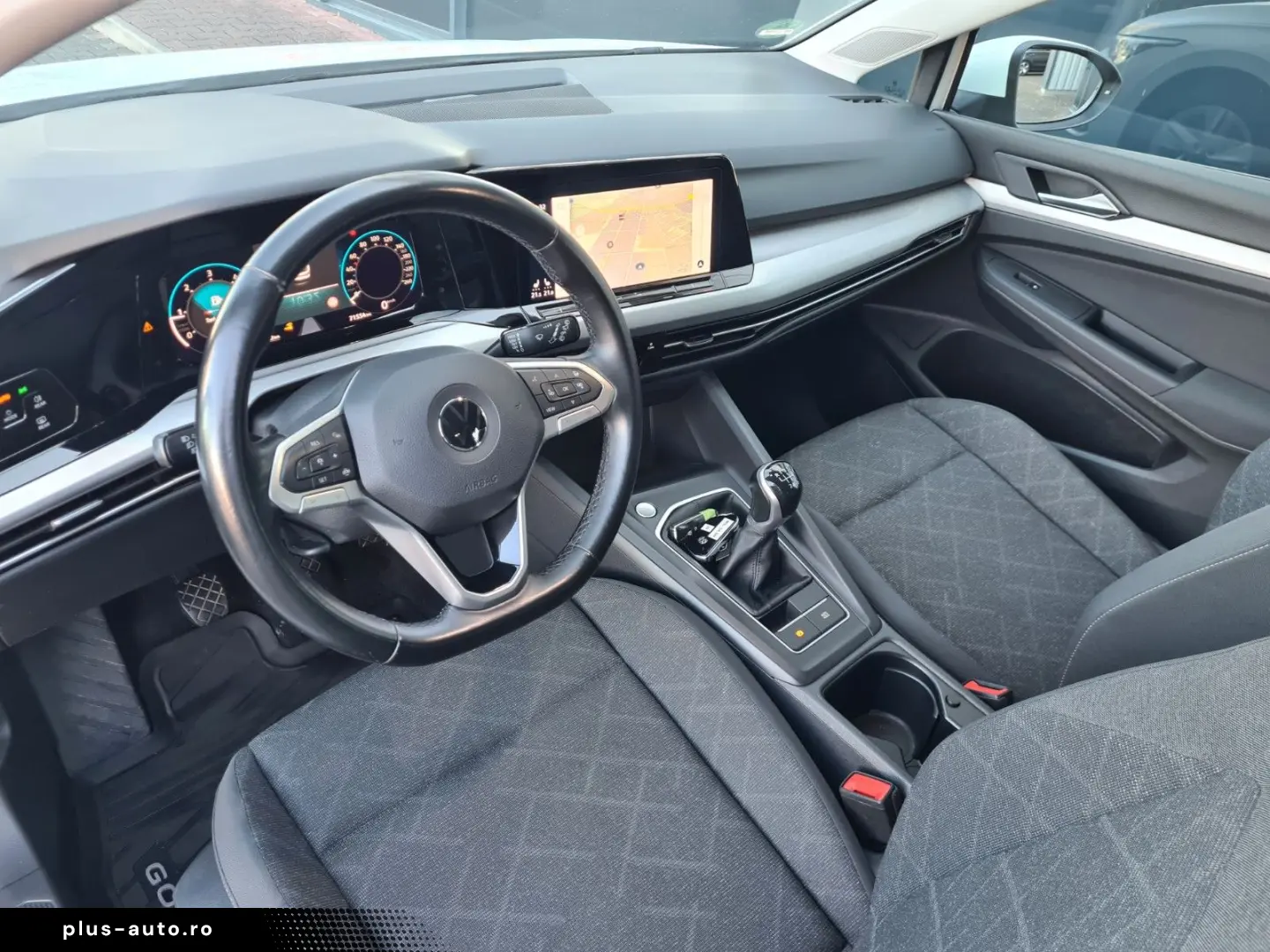 VW Golf VIII Variant Life - ACC - STANDHZG - 8xALU