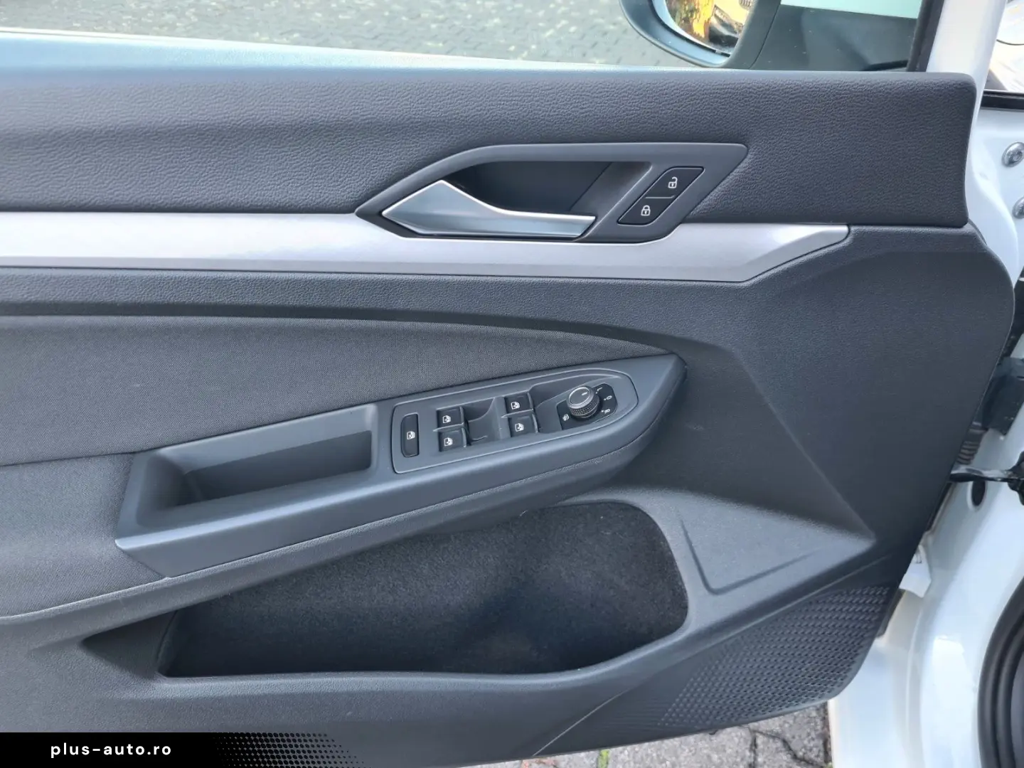 VW Golf VIII Variant Life - ACC - STANDHZG - 8xALU