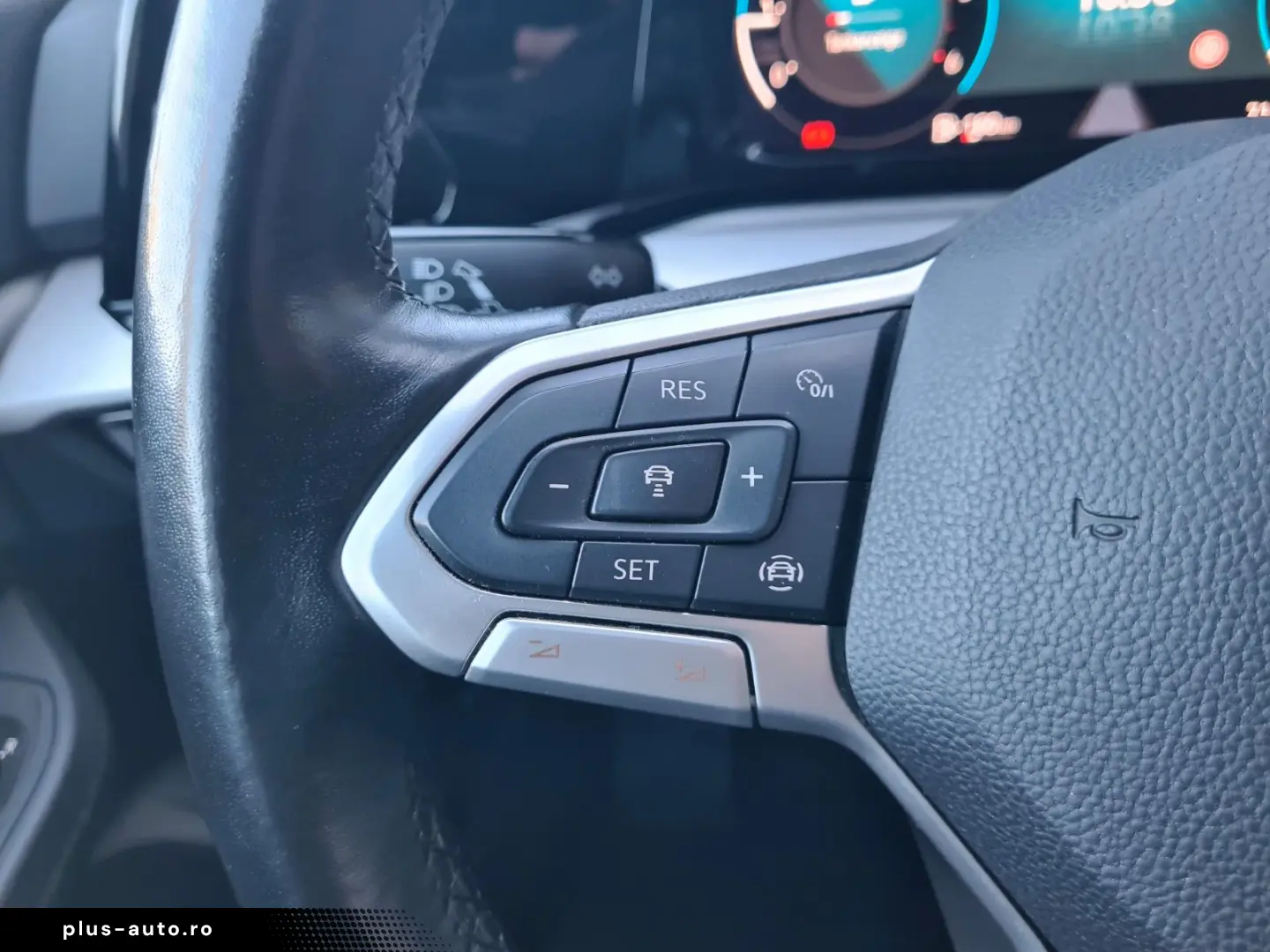 VW Golf VIII Variant Life - ACC - STANDHZG - 8xALU