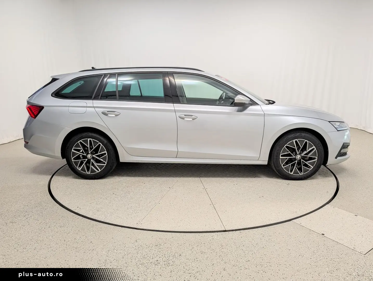 SKODA Octavia Combi 2.0 TDI DSG Ambition LED RFK 4xSHZ