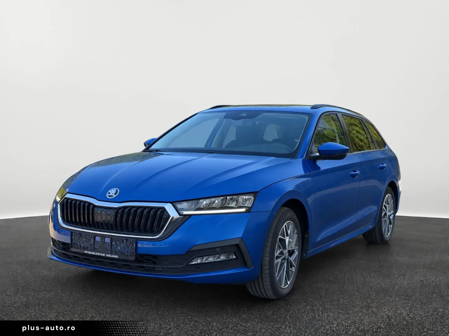 SKODA Octavia Combi Tour 2.0 CARPLAY WINTER 4xSITZ