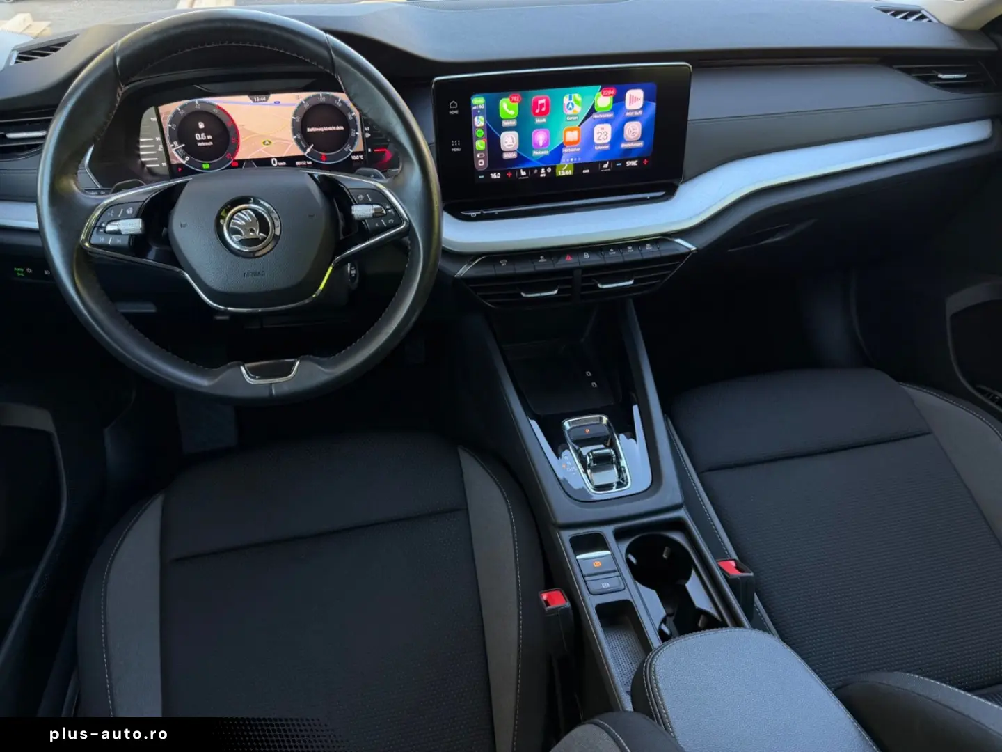 SKODA Octavia Combi Tour 2.0 CARPLAY WINTER 4xSITZ