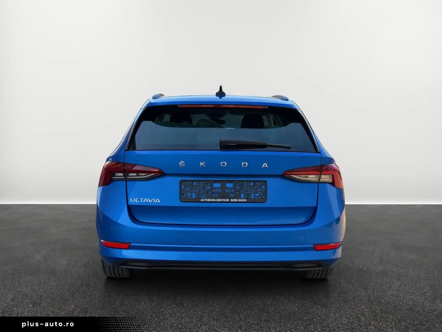 SKODA Octavia Combi Tour 2.0 CARPLAY WINTER 4xSITZ