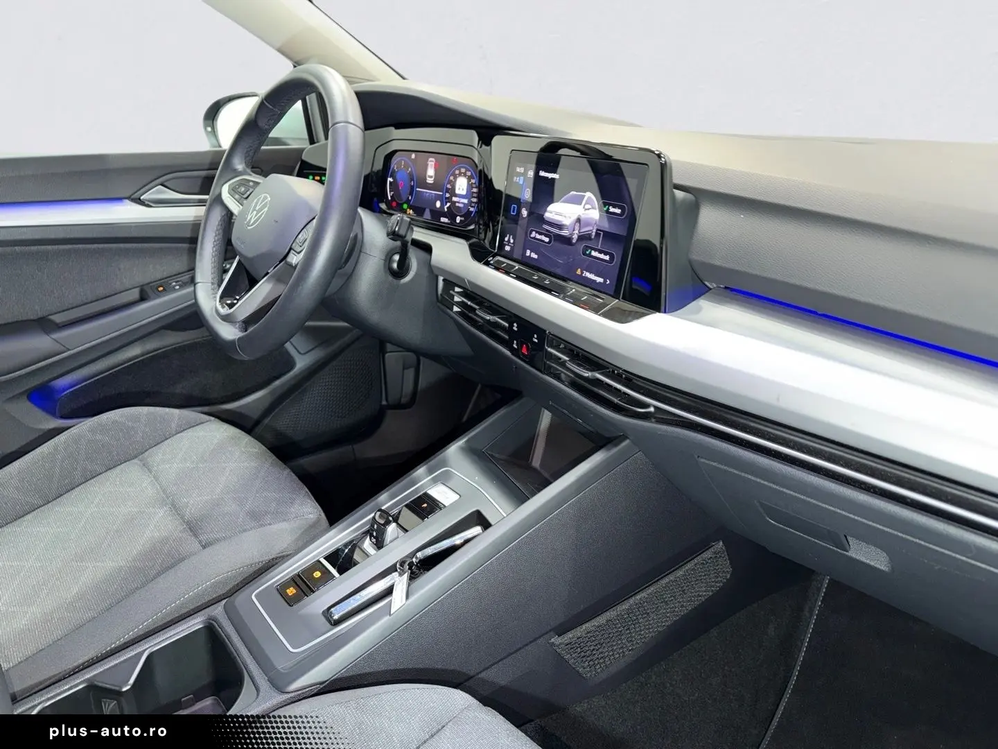 VW Golf Variant 8 2.0 TDI DSG LIFE AHK KAMERA NAVI
