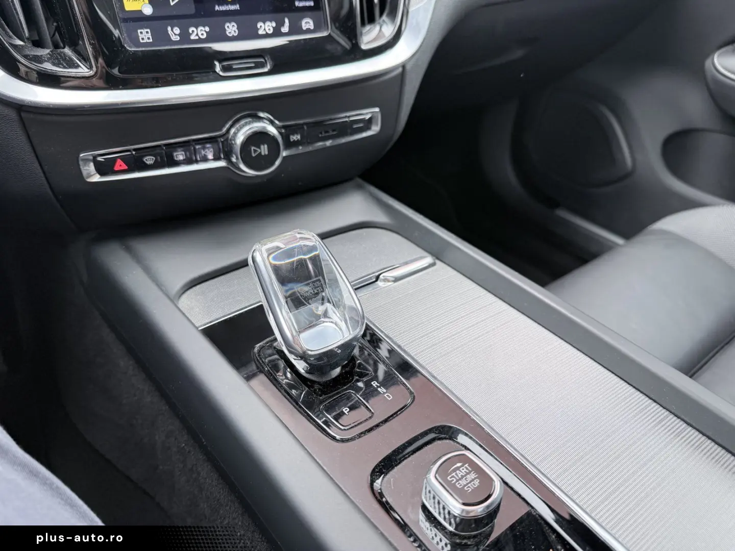 VOLVO S60 B4 Plus Dark 360  ACC BLIS Sportfahrwerk Sch