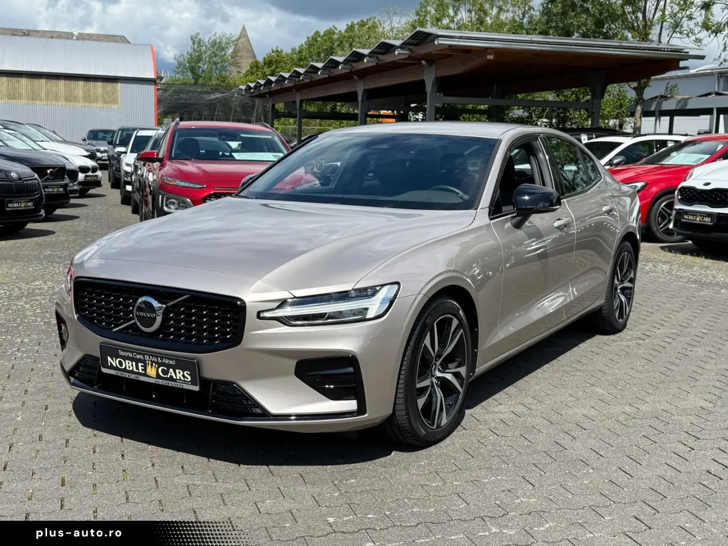 VOLVO S60 B5 Plus Dark AWD LED ALU