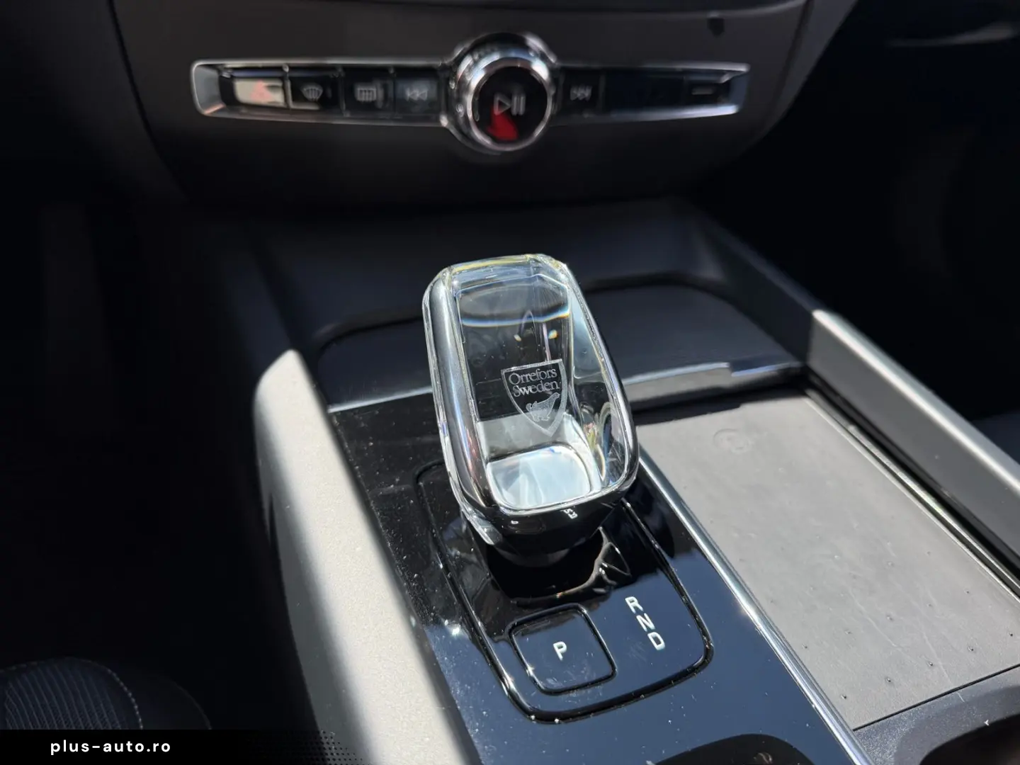 VOLVO S60 B5 Plus Dark AWD LED ALU