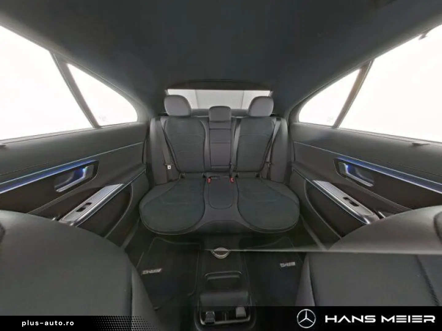 MERCEDES-BENZ E 400 e 4M AMG AHK Night Burmester Memory 360