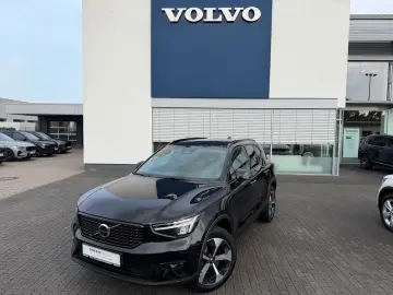 VOLVO XC40 B4 Plus Dark 2WD