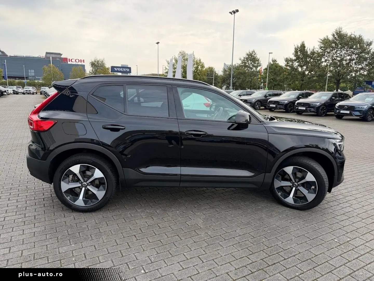 VOLVO XC40 B4 Plus Dark 2WD