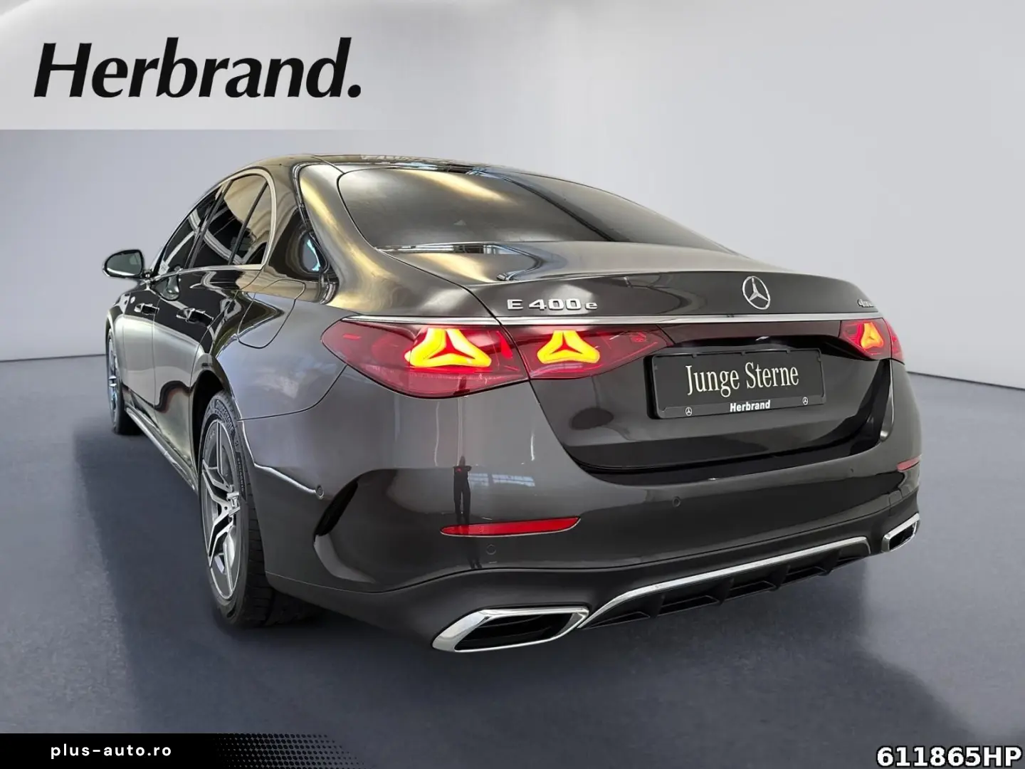 MERCEDES-BENZ E 400 e 4M AMG  Pano Burmester 360  HU&hellip;