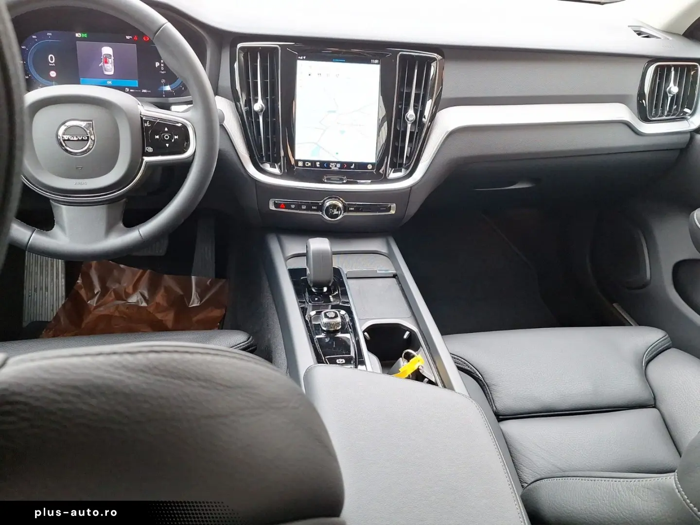 VOLVO S60 Lim. Plus Dark ACC  AHK PDC  360  LED 8-fach