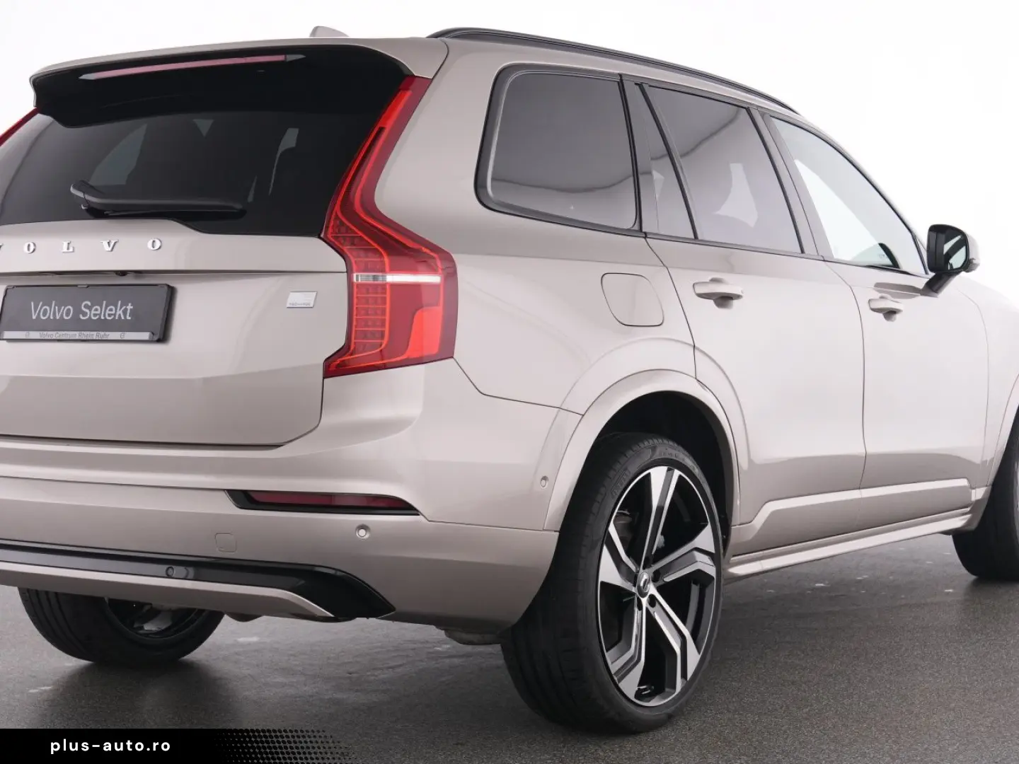 VOLVO XC90 T8 Recharge Ultimate Dark ALARM 360  LM