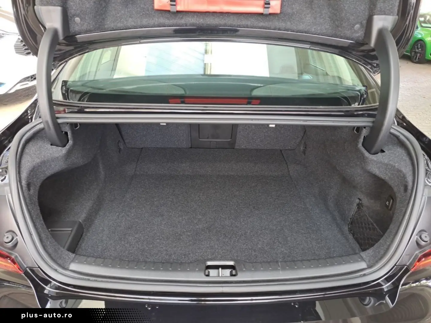 VOLVO S60 B5 B AWD Plus Dark Harman Kardon Ambiente BT