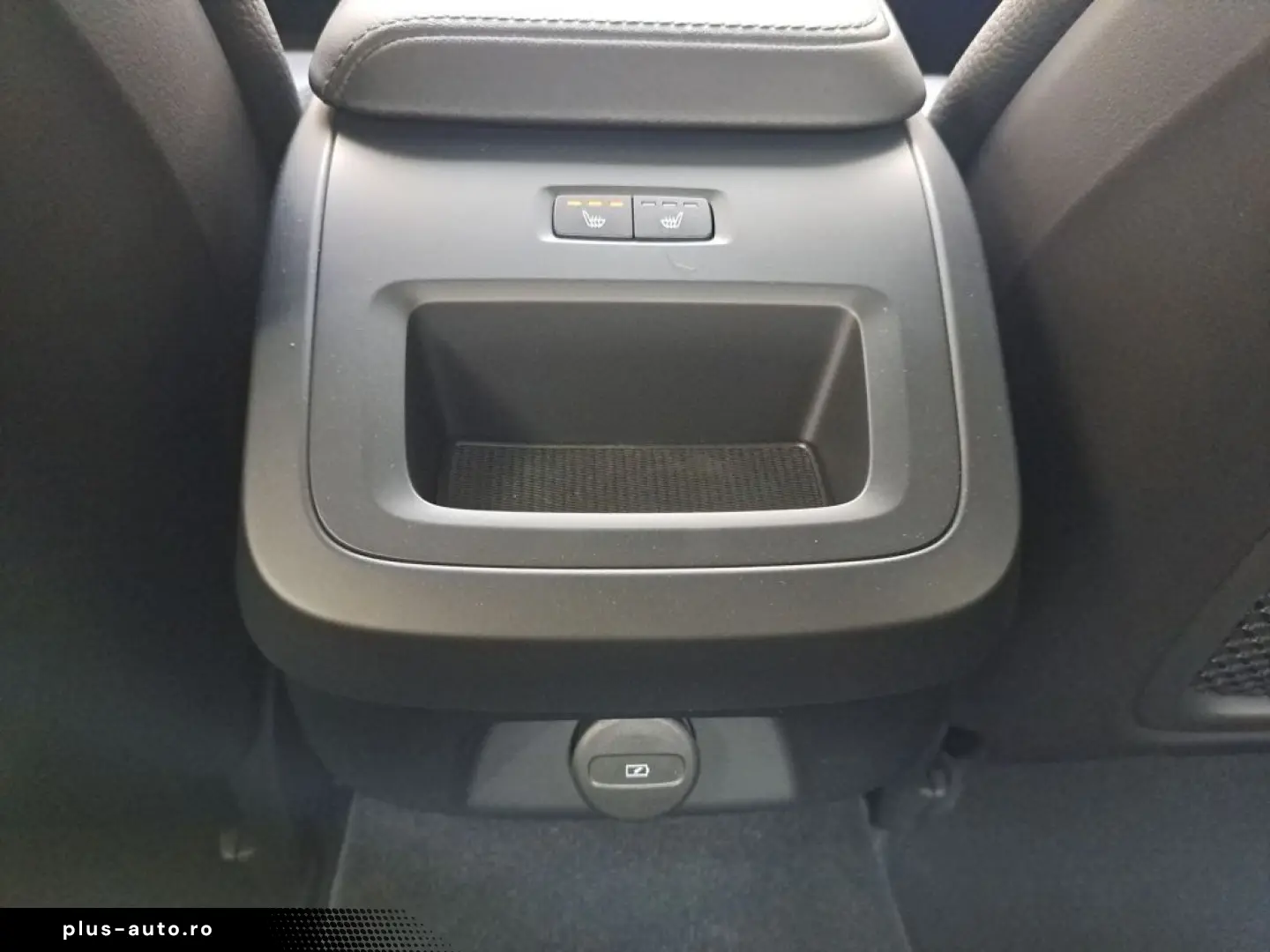 VOLVO S60 B5 B AWD Plus Dark Harman Kardon Ambiente BT