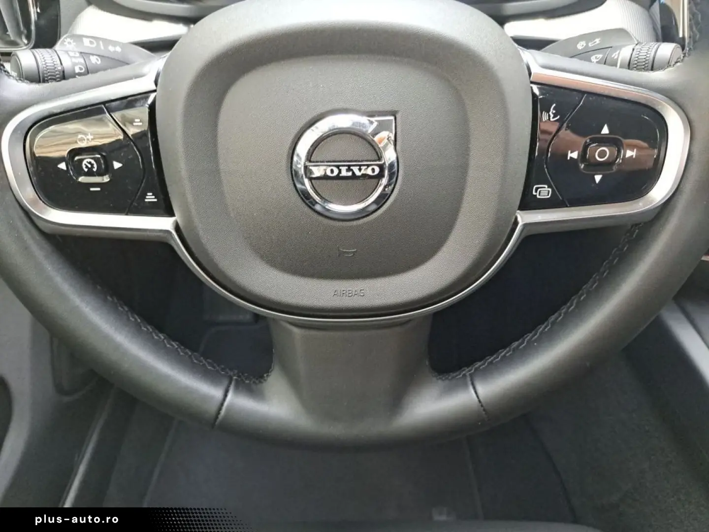 VOLVO S60 B5 B AWD Plus Dark Harman Kardon Ambiente BT