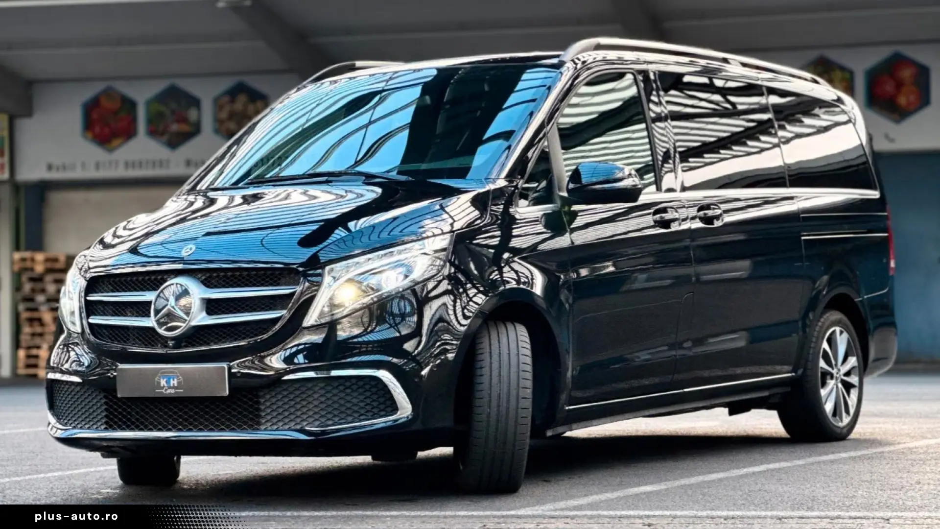 Mercedes-Benz V 300 d Lang Avantgarde AIRMATIC • 360