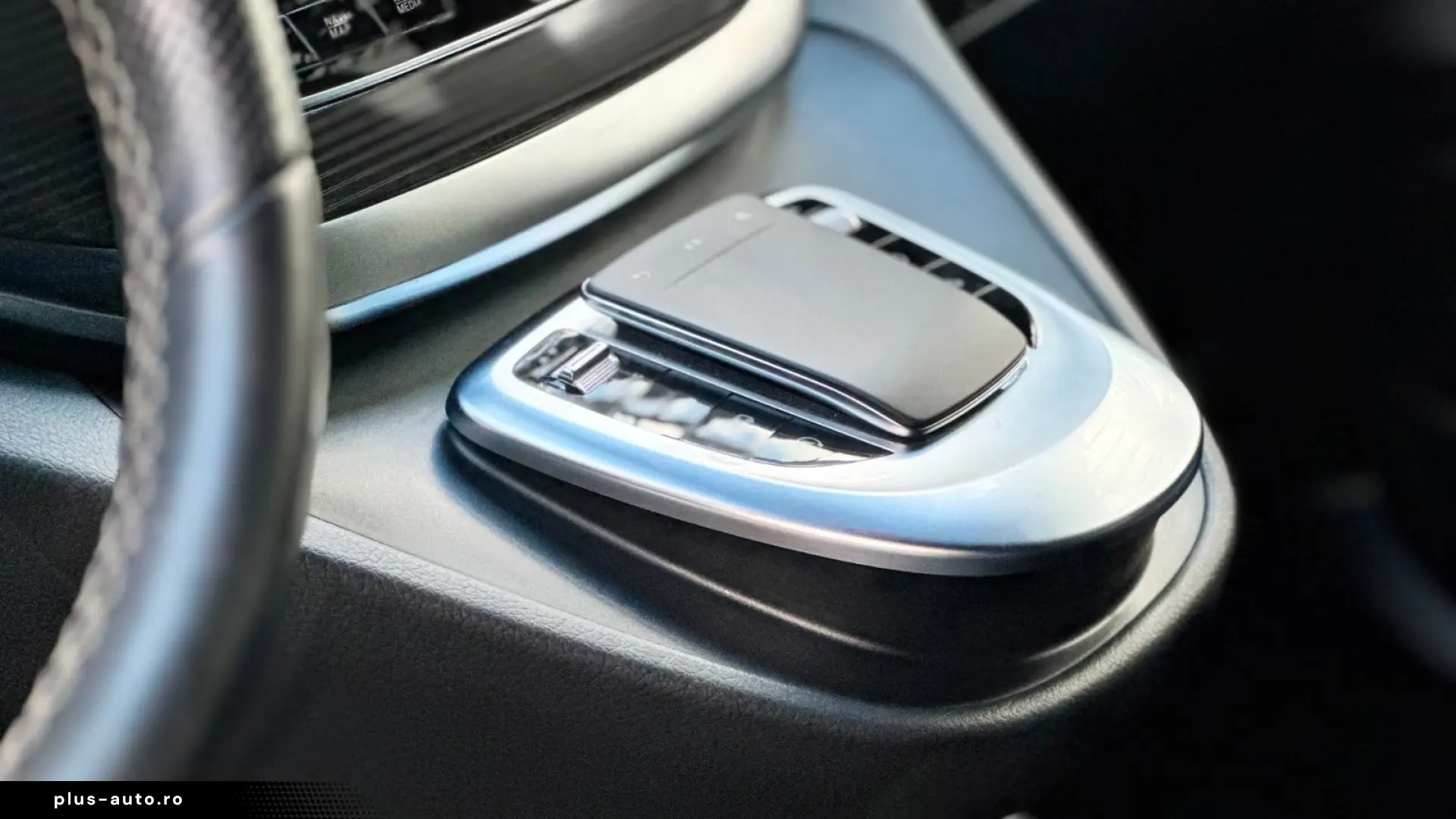 Mercedes-Benz V 300 d Lang Avantgarde AIRMATIC • 360